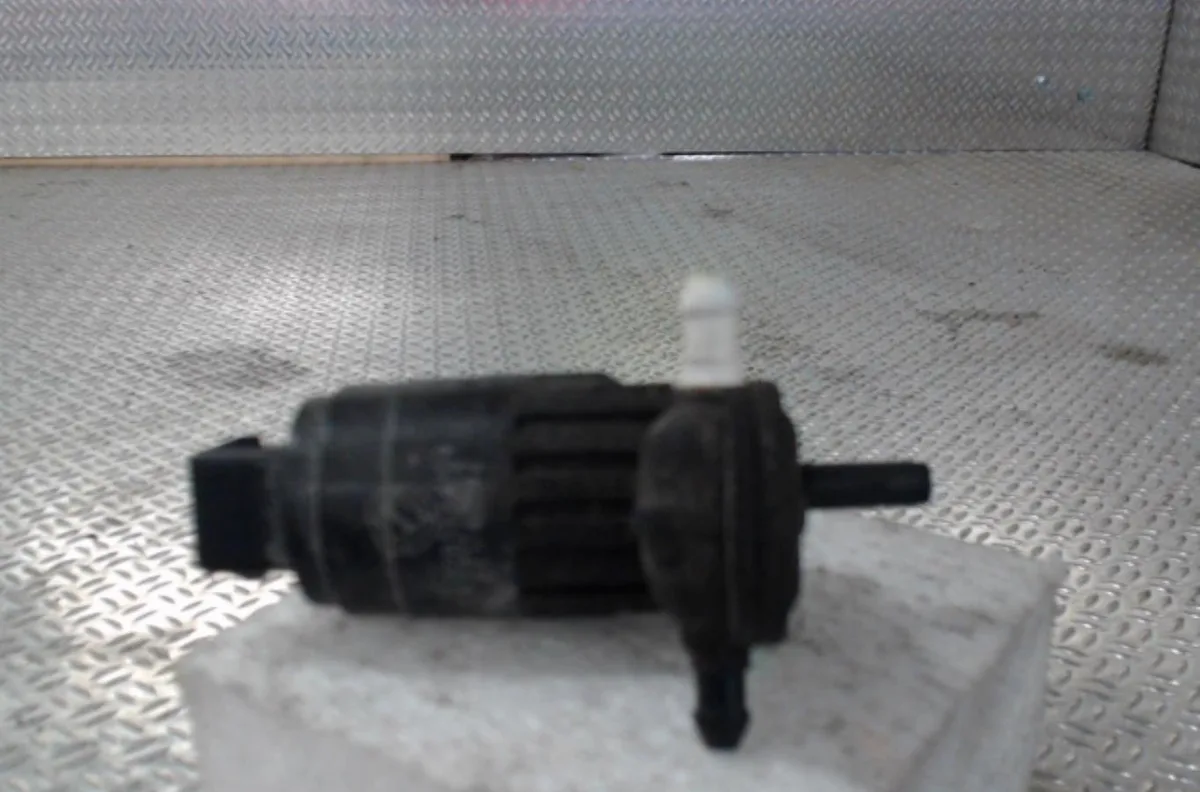 Pompe lave-glace avant FORD KA 2 PHASE 2 occasion