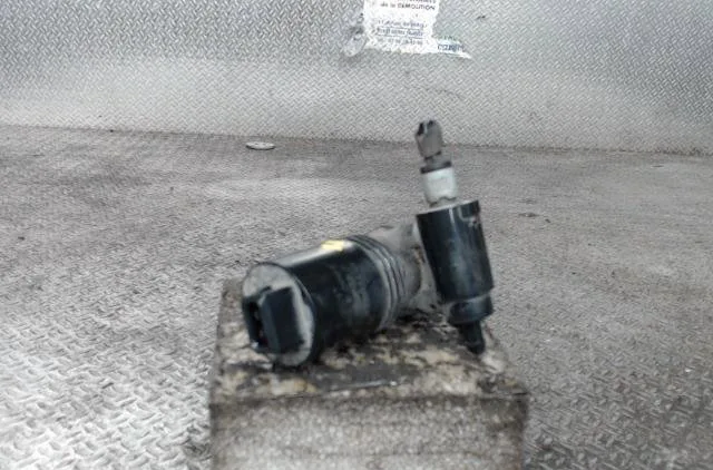 Pompe lave-glace avant NISSAN NOTE 1  NOTE 1 PHASE 2 occasion