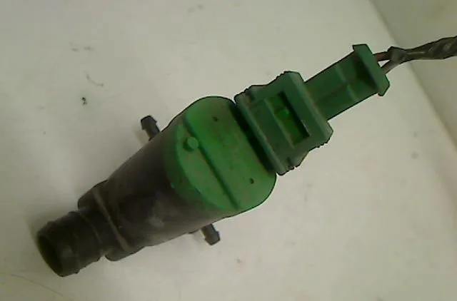 Pompe lave-glace avant Peugeot 306 Break (7E, N3, N5) 1.9 d (1998-2002) occasion