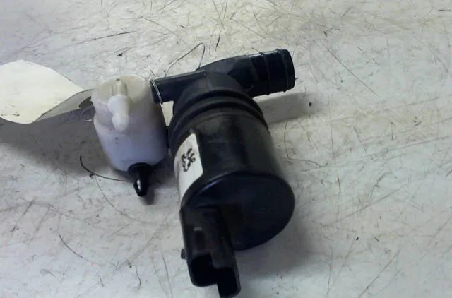 Pompe lave-glace avant PEUGEOT 407 2005 occasion