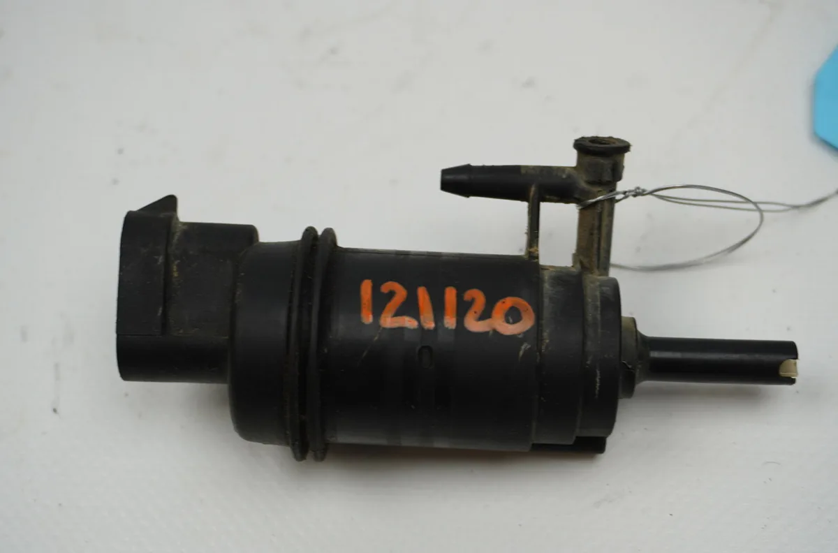 Pompe lave-glace avant Renault 19 I (B-C53_) 1.9 d (b-c534, b-c53j) (1988-1992) 5 portes occasion