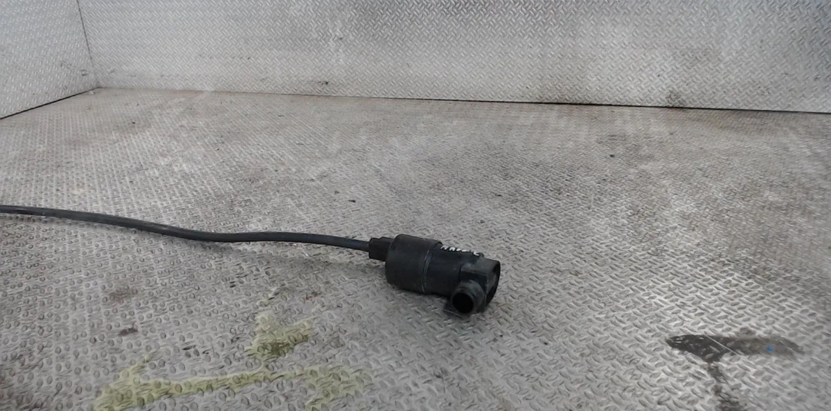 Pompe lave-glace avant RENAULT KANGOO 2 KANGOO 2 PHASE 2 occasion