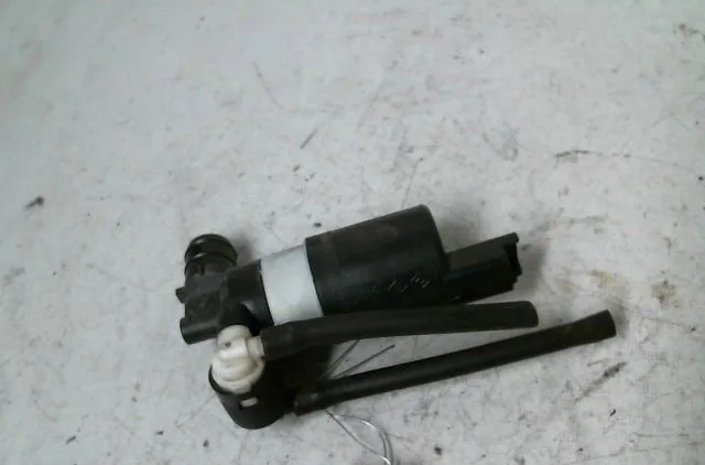 Pompe lave-glace avant Renault LAGUNA III (BT0-1) 2.0 dci (bt01, bt08, bt09, bt0e, bt0k, bt12, bt1c, bt1d,... (2007-2015