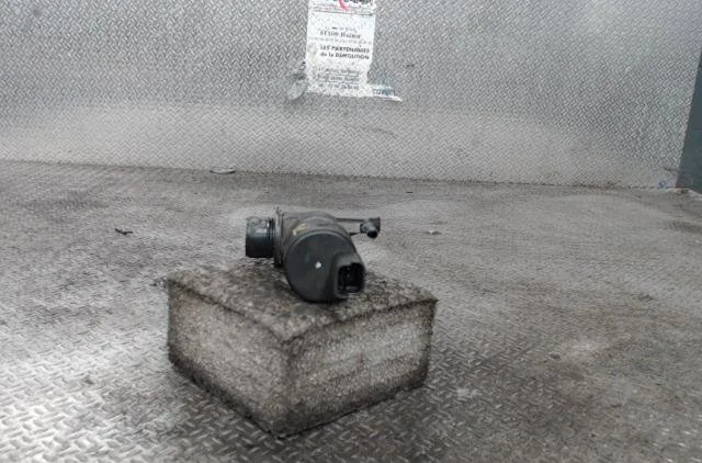 Pompe lave-glace avant RENAULT MASTER 2 MASTER 2 PHASE 2 occasion