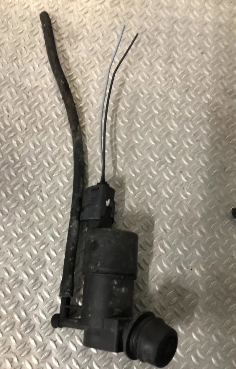 Pompe lave-glace avant RENAULT MASTER 3 MASTER 3 PHASE 2 occasion