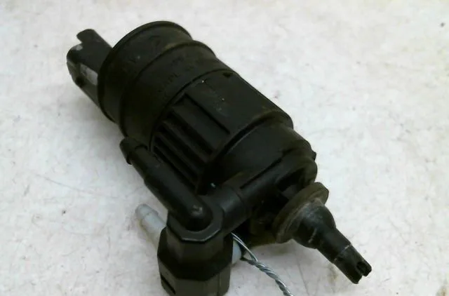 Pompe lave-glace avant RENAULT MEGANE SCENIC RTE 2.0 occasion
