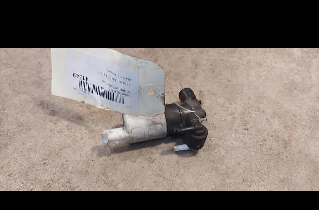 Pompe lave-glace avant Renault TRAFIC II Camionnette (FL) 2.0 dci 115 (fl01, fl0u) (2006) occasion