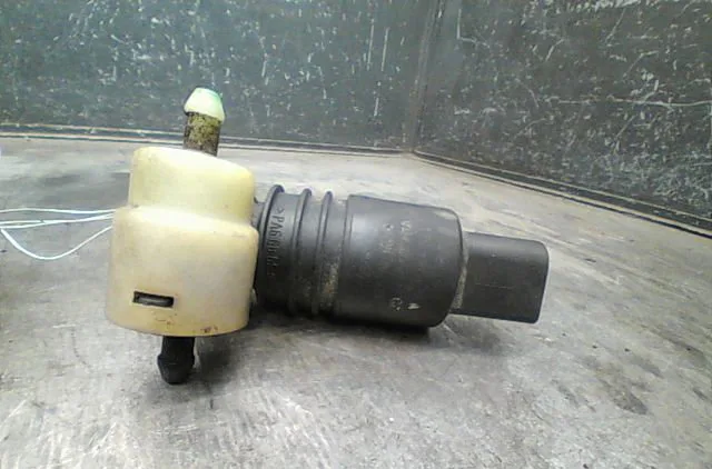 Pompe lave-glace avant Seat TOLEDO III (5P2) 2.0 tdi 16v (2004-2009) occasion