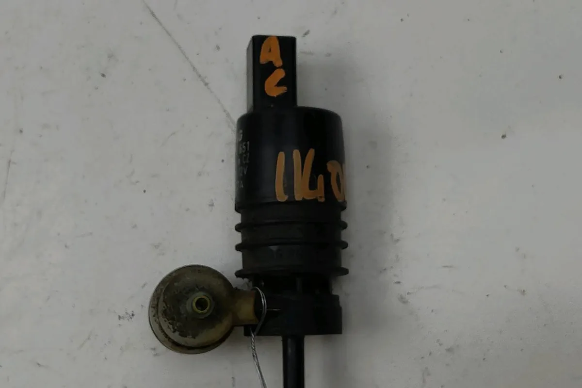 Pompe lave-glace avant Skoda FABIA II Combi (545) 1.4 tdi (2007-2010) occasion