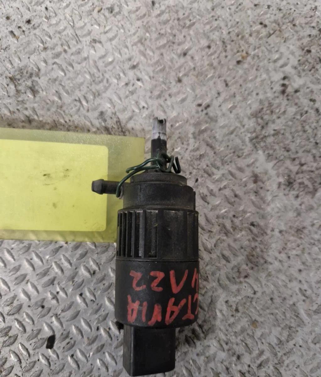Pompe lave-glace avant Skoda OCTAVIA I (1U2) 1.9 tdi (1996-2010) occasion