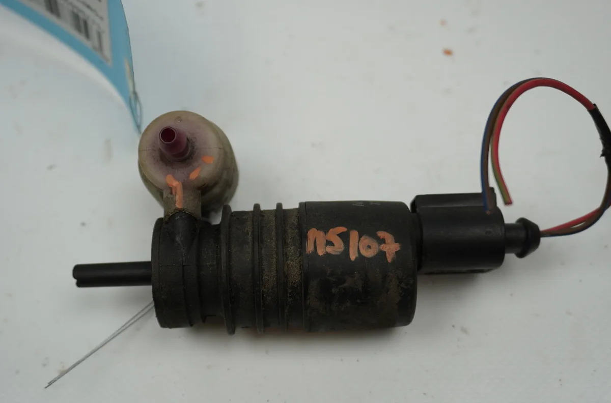 Pompe lave-glace avant Smart FORTWO Coupé (450) 0.7 (450.352, 450.332) (2004-2007) occasion