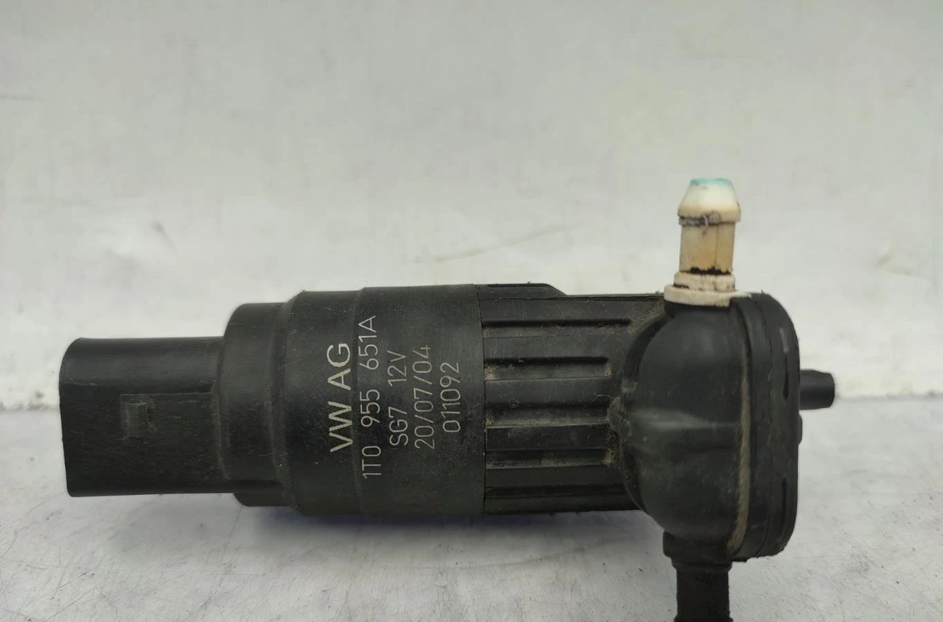 Pompe lave-glace avant VOLKSWAGEN GOLF 5 occasion