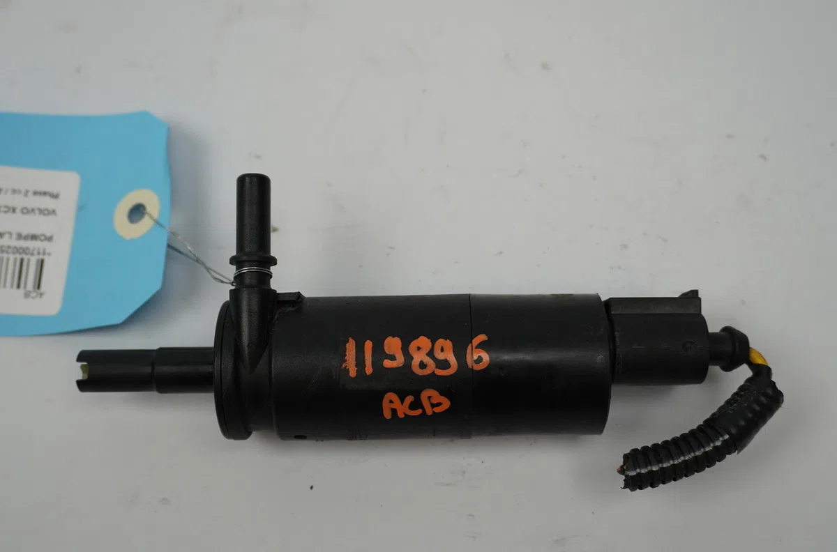 Pompe laves phares Volvo V70 II (285) D5 awd (2002-2007) occasion