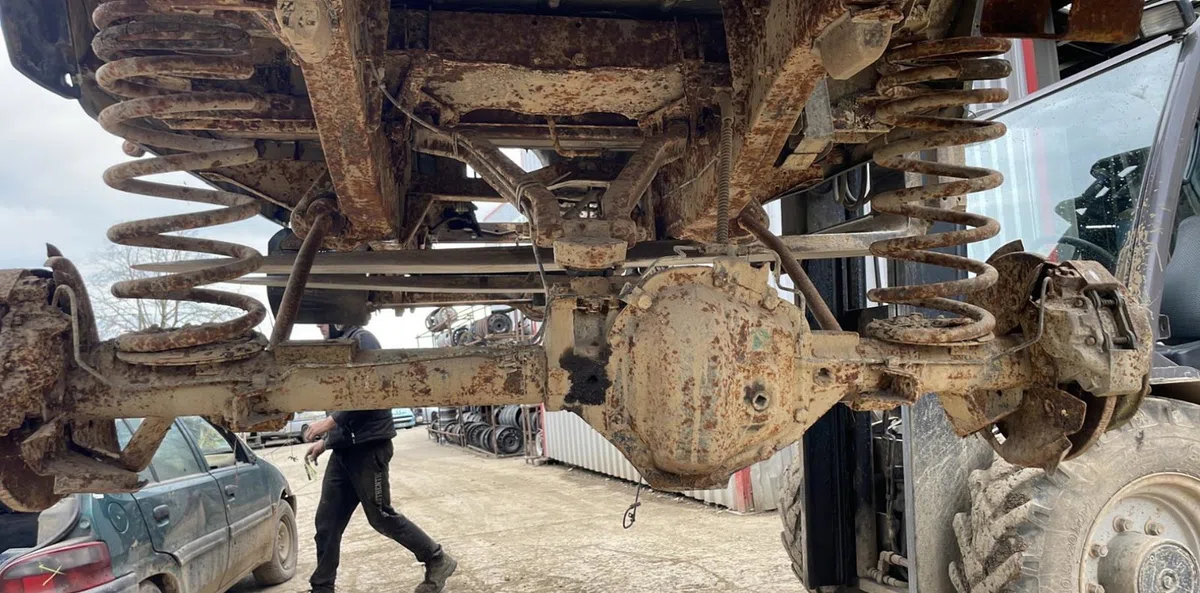 Pont arriere LAND ROVER DEFENDER 1 occasion