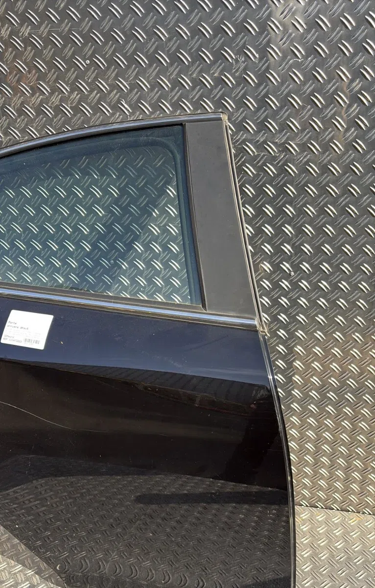 Porte arrière droite Alfa romeo GIULIETTA (940_) 1.4 tb (940fxa1a, 940fxt1a) (2010-2020) occasion
