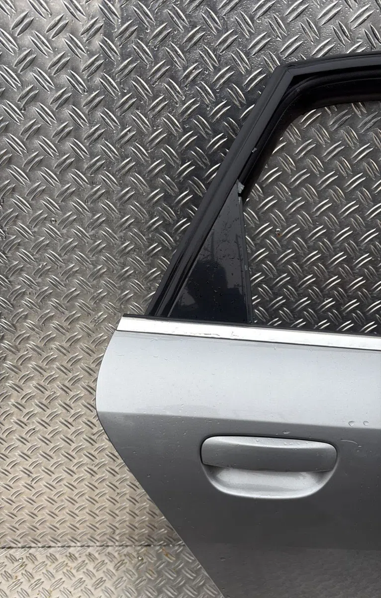 Porte arrière droite Audi A4 B7 (8EC) 1.8 t (2004-2008) occasion