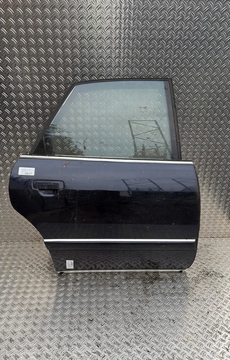 Porte arrière droite Audi A8 D2 (4D2, 4D8) 3.7 quattro (1995-1998) occasion