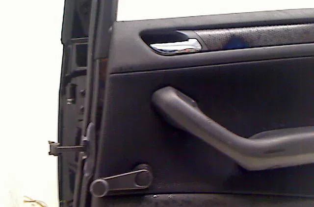Porte arrière droite B.M.W. SERIE 3 IV 2003 occasion