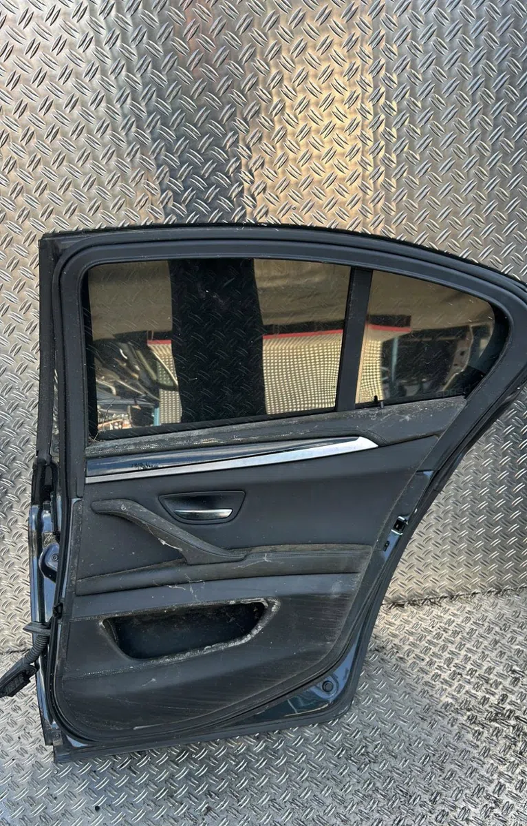 Porte arrière droite Bmw 5 (F10) 550 i (2010-2013) occasion