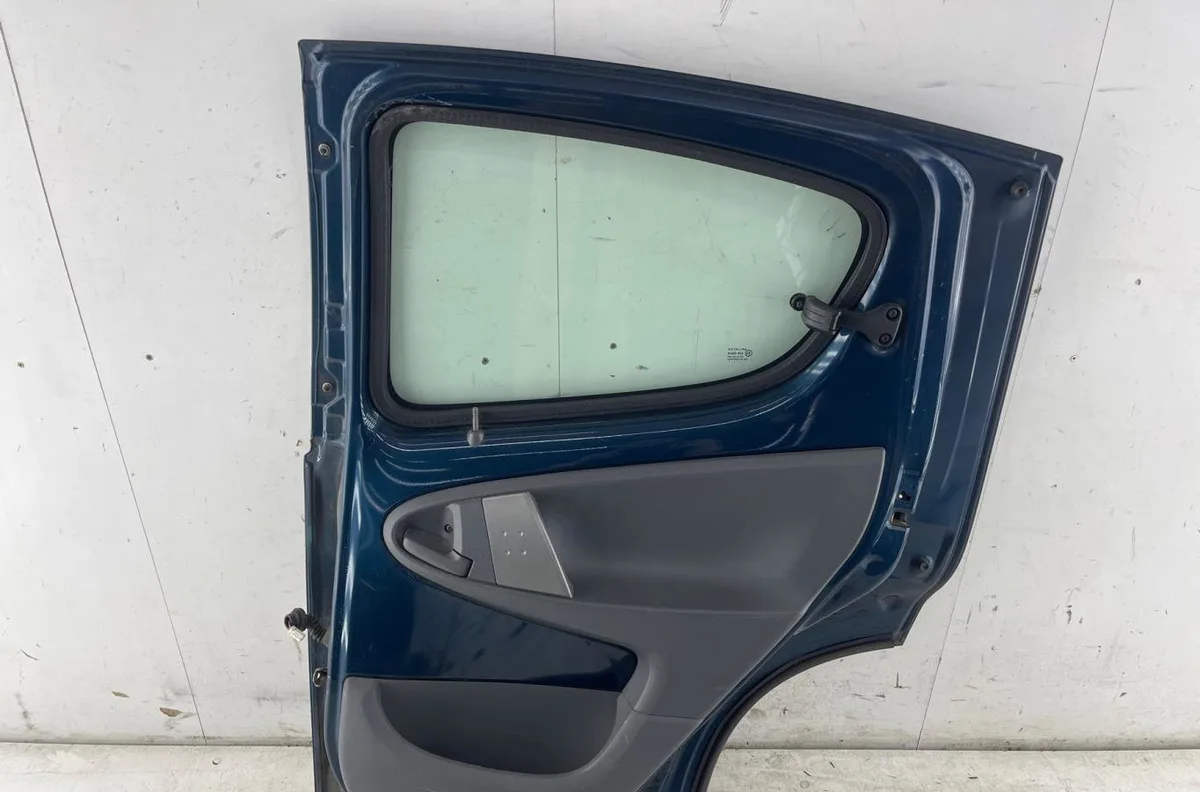 Porte arrière droite CITROEN C1 1 PHASE 1 occasion