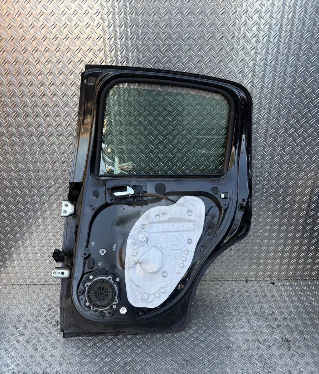 Porte arrière droite Citroen C3 II (SC_) 1.4 hdi 70 (sc8hzc, sc8hr0, sc8hp4) (2009) 5 portes occasion