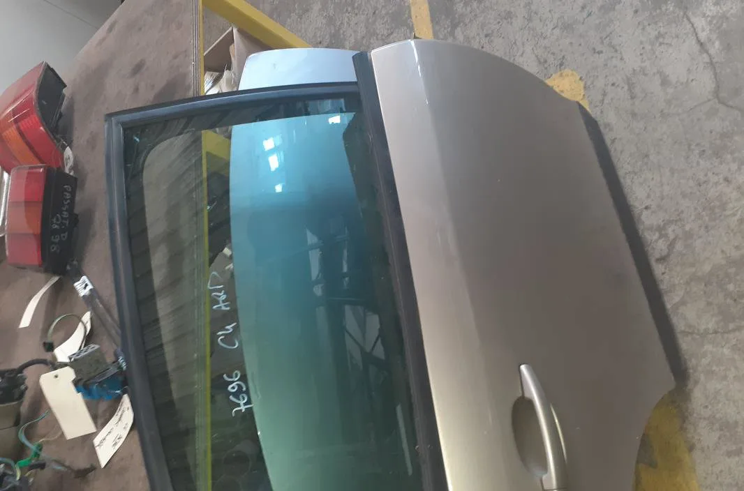 Porte arrière droite Citroen C4 I (LC_) 1.6 16v (2004-2011) 5 portes occasion