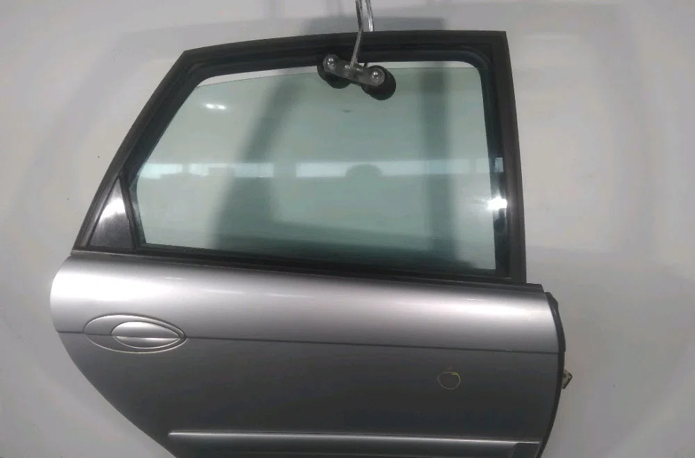 Porte arrière droite Citroen C5 I (DC_) 2.0 16v (dcrfnc, dcrfnf) (2001-2004) occasion