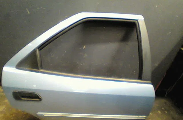 Porte arrière droite Citroën XANTIA (X1_, X2_) 2.0 hdi 109 (1999-2003) occasion