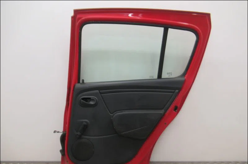 Porte arrière droite Dacia SANDERO 1.2 16v lpg (2008) occasion