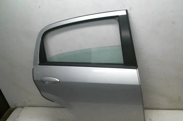 Porte arrière droite Fiat PUNTO (199_) 1.2 (199axz1a, 199bxz1a) (2012) occasion