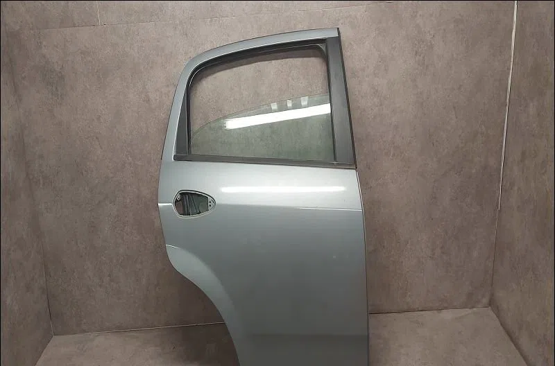 Porte arrière droite Fiat PUNTO EVO (199_) 1.3 d multijet (199axc1a, 199bxc1a, 199axt1a, 199bxt1a) (2009-2012) 3 portes 