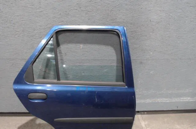 Porte arrière droite Ford FIESTA IV (JA_, JB_) 1.25 i 16v (1995-2002) 5 portes occasion