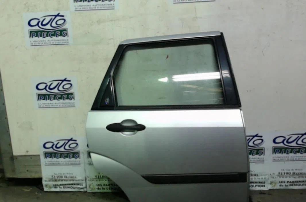 Porte arrière droite FORD FOCUS 1  FOCUS 1 BREAK occasion