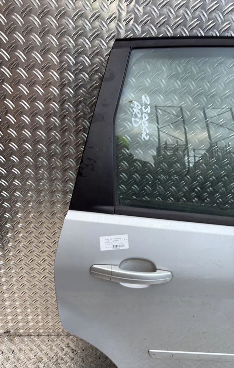 Porte arrière droite Ford FOCUS C-MAX (DM2) 1.8 tdci (2005-2007) 5 portes occasion