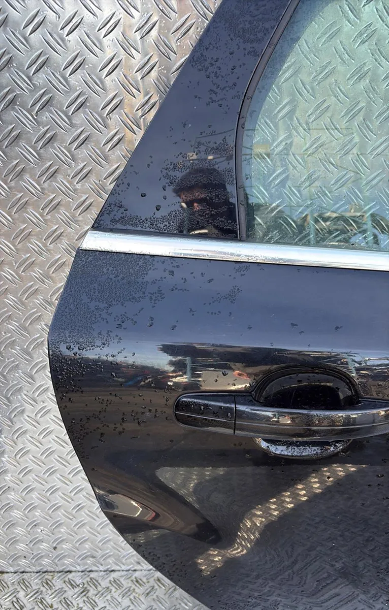 Porte arrière droite Ford FOCUS III Turnier 2.0 tdci (2010) occasion