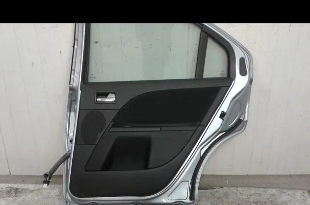 Porte arrière droite Ford MONDEO III (B5Y) 2.0 16v tddi - tdci (2000-2007) 5 portes occasion
