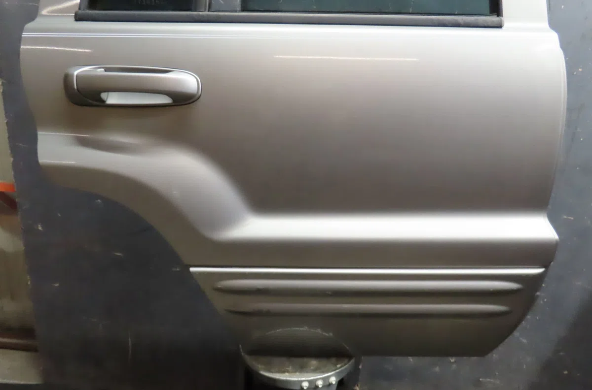 Porte arrière droite Jeep GRAND CHEROKEE II (WJ, WG) 4.0 4x4 (1999-2005) occasion