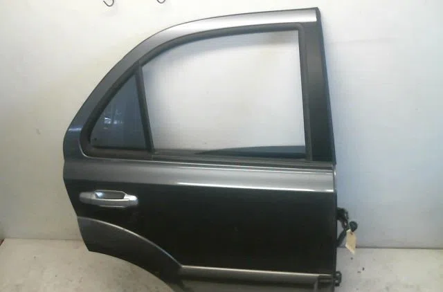 Porte arrière droite Kia SORENTO I (JC) 2.5 crdi (2006-2011) 5 portes occasion