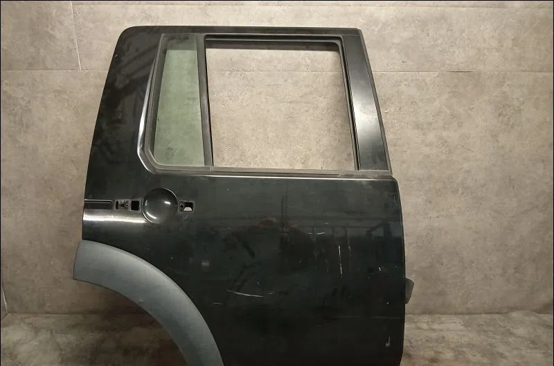 Porte arrière droite Land rover DISCOVERY III (L319) 2.7 td 4x4 (2004-2009) occasion