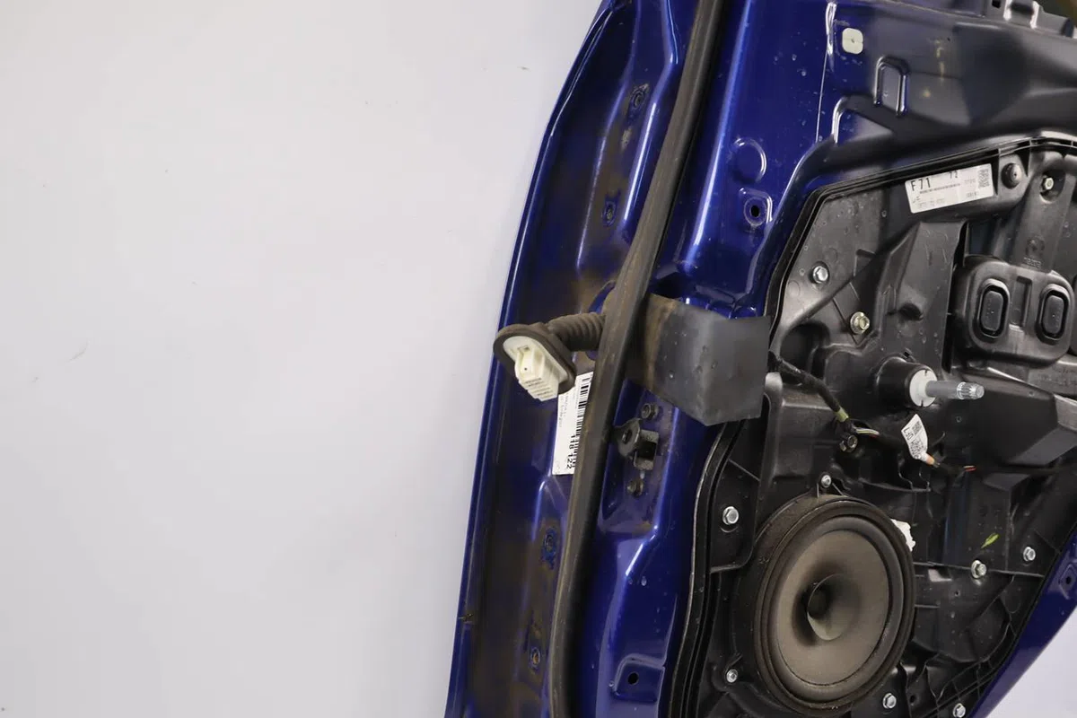 Porte arrière droite Mazda 2 (DE_, DH_) 1.3 (de3fs) (2007-2015) occasion