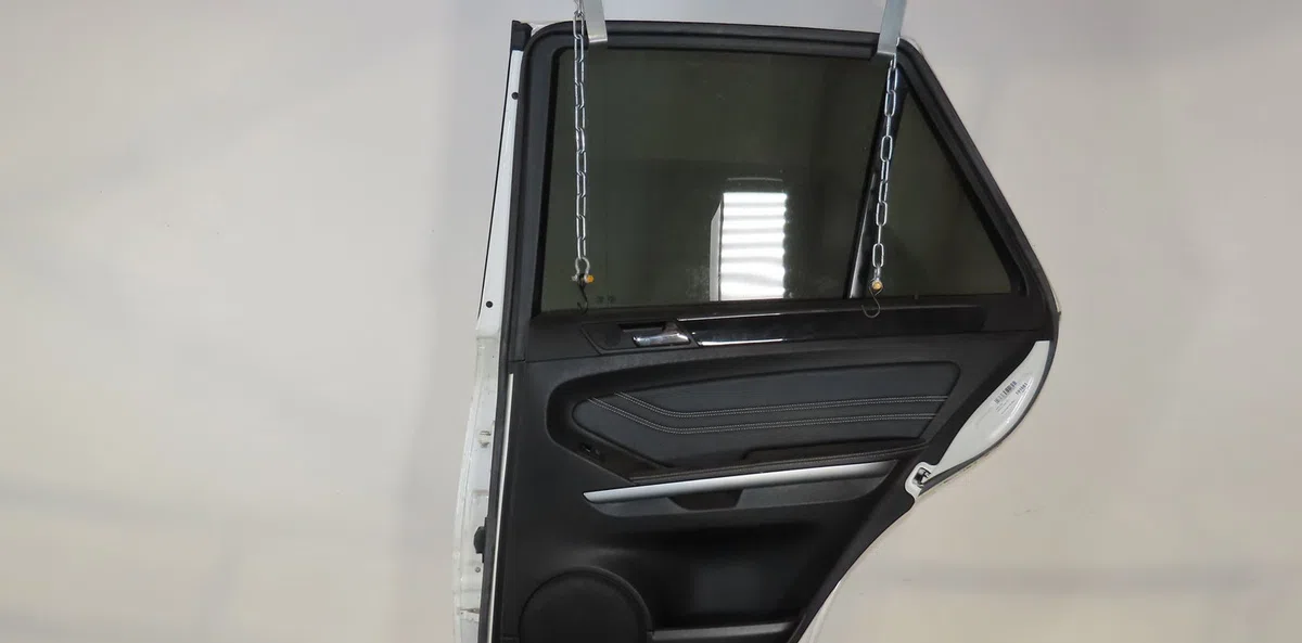 Porte arrière droite Mercedes-benz CLASSE M (W164) Ml 350 cdi 4-matic (164.125, 164.124) (2009-2011) occasion