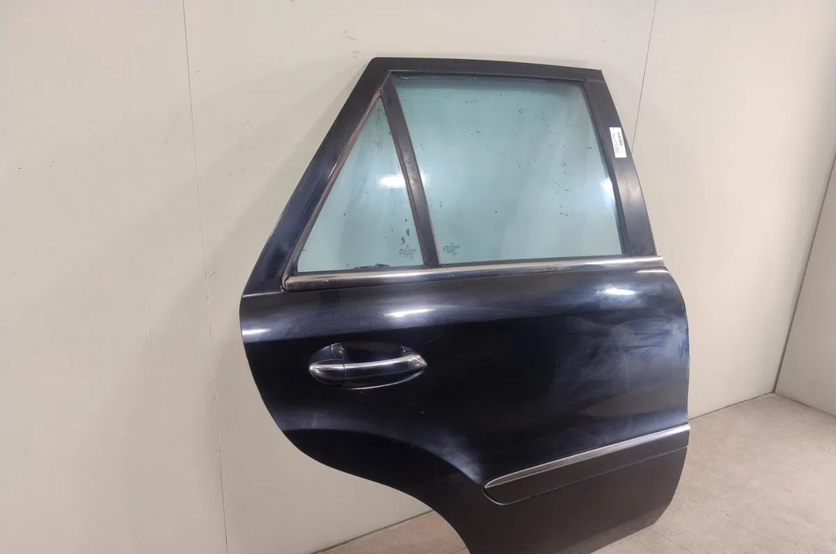 Porte arrière droite MERCEDES CLASSE M 164  CLASSE M 164 PHASE 1 occasion