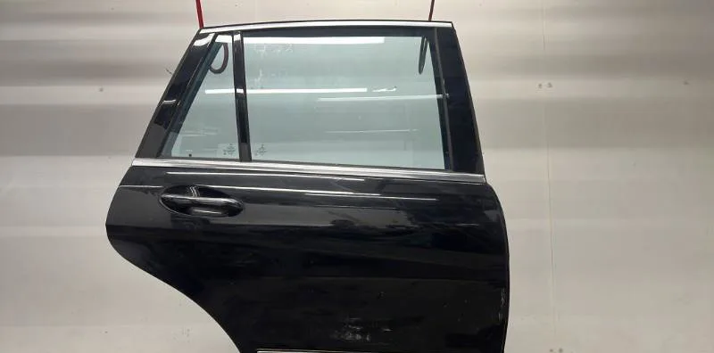 Porte arrière droite MERCEDES CLASSE R 251 PHASE 1 BREAK occasion