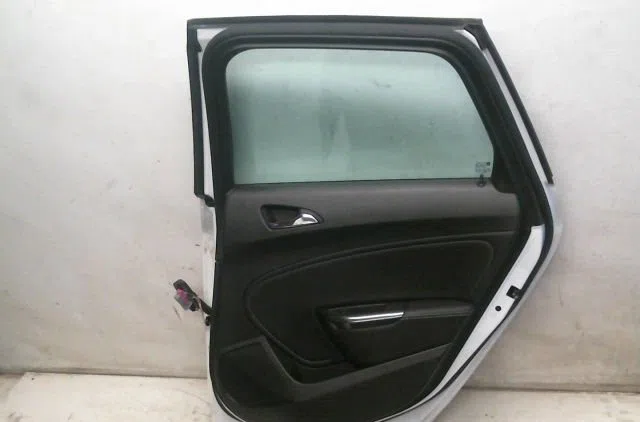 Porte arrière droite OPEL ASTRA 2.0 CDTI AUTO 165 DPF COSMO SPORT TOURER occasion