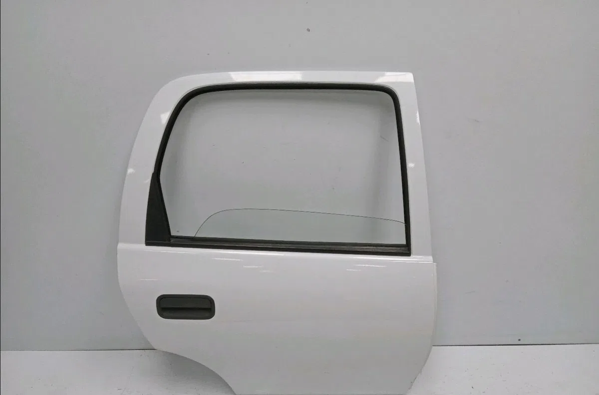 Porte arrière droite Opel CORSA B (S93) 1.5 d (f08, f68, m68) (1993-2000) occasion