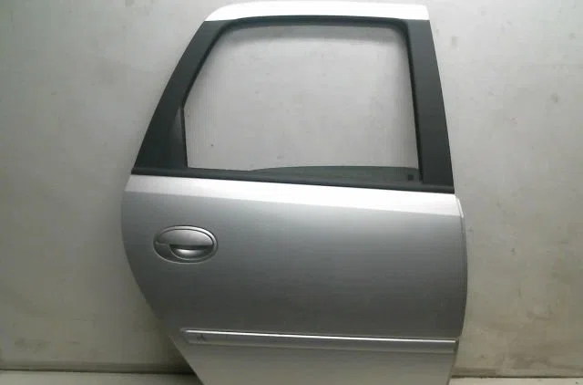 Porte arrière droite Opel MERIVA A Monospace (X03) 1.4 16v twinport (e75) (2004-2010) occasion
