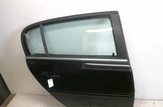 Porte arrière droite Opel SIGNUM 3-5 portes (Z03) 1.9 cdti (f48) (2004-2008) occasion