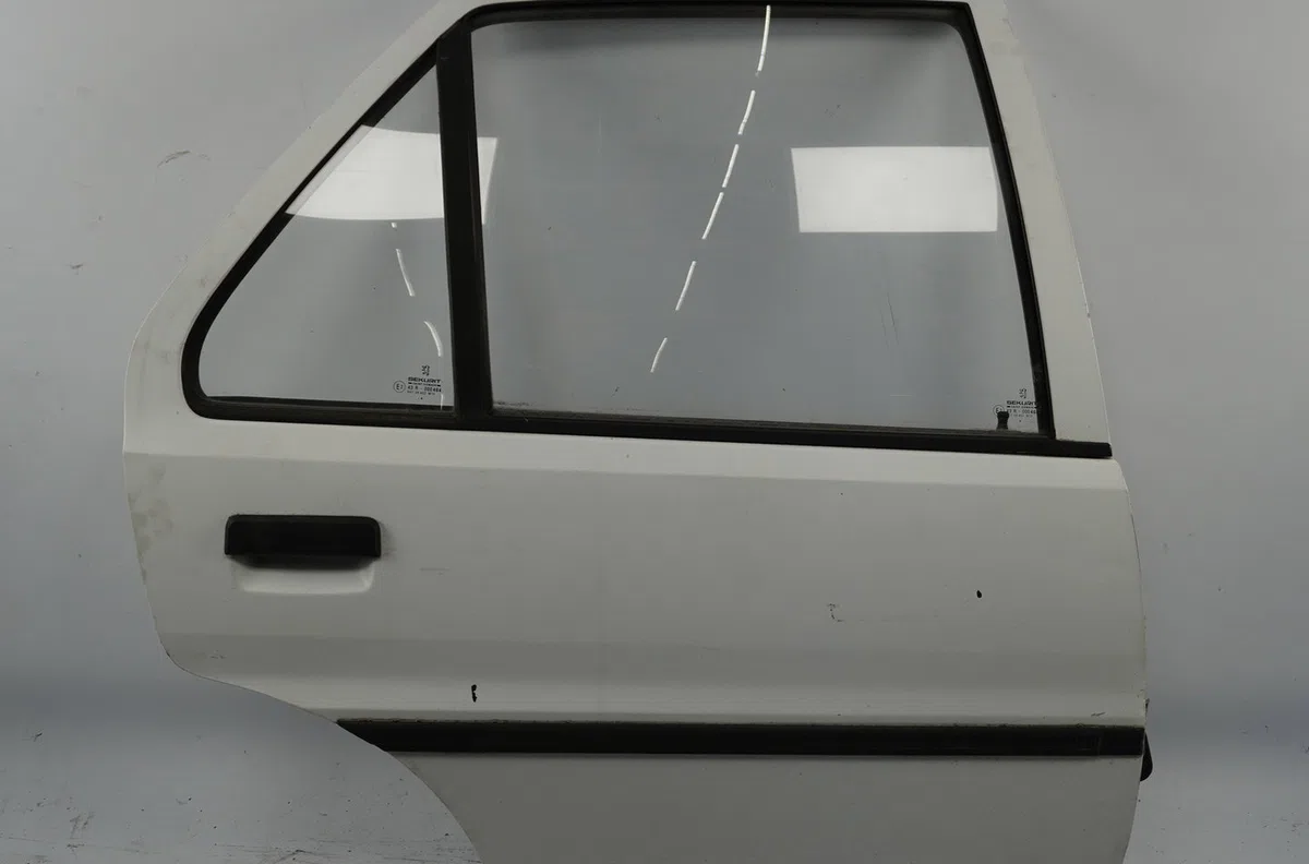 Porte arrière droite Peugeot 106 I (1A, 1C) 1.1 (1991-1996) occasion