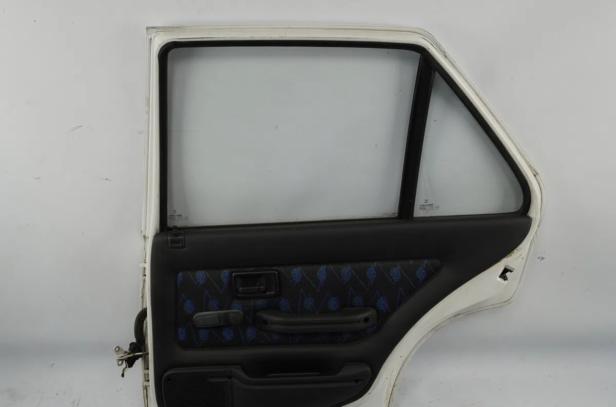 Porte arrière droite Peugeot 106 I (1A, 1C) 1.1 (1991-1996) occasion