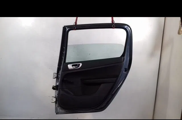 Porte arrière droite PEUGEOT 307  1.6i 16v occasion